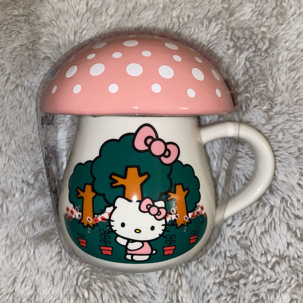Hello Kitty Mushroom Mug